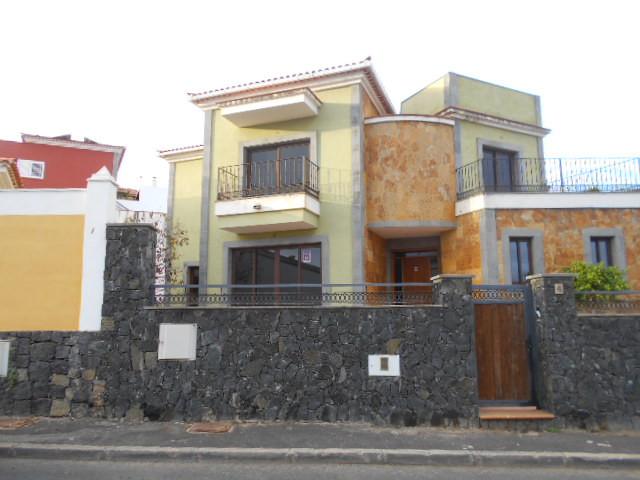Casa-en-venta-en-c.-victoria-santa-Cruz-Tenerife