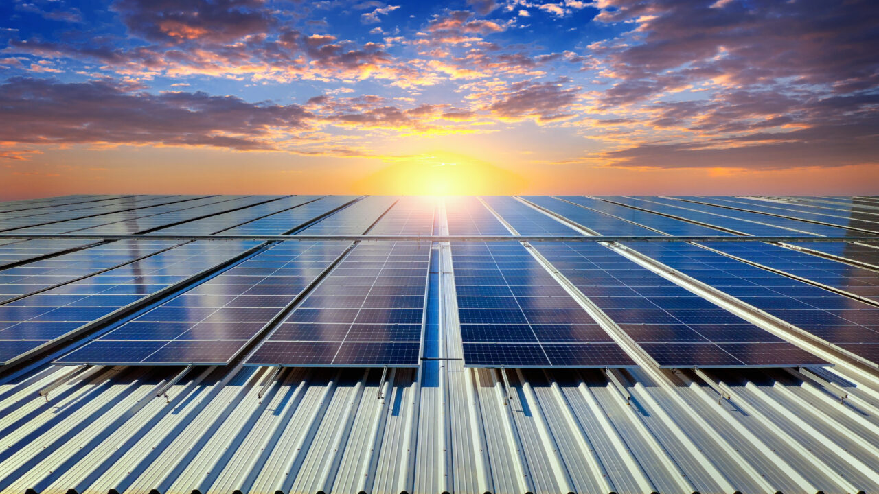 paneles-solares-techo-celula-solar